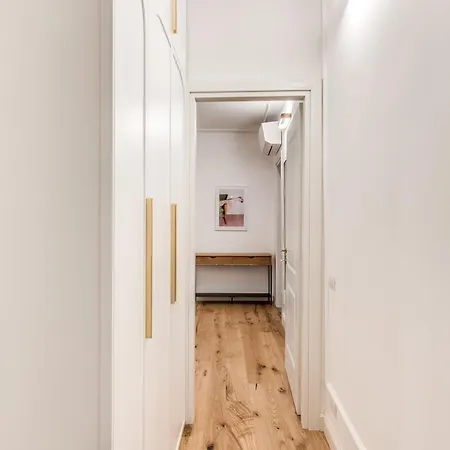 Silent 2 Bdrm Heart Of Trastevere רומא