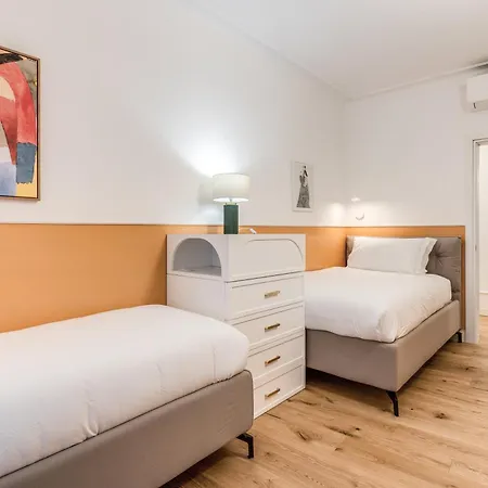 Silent 2 Bdrm Heart Of Trastevere Διαμέρισμα Ρώμη